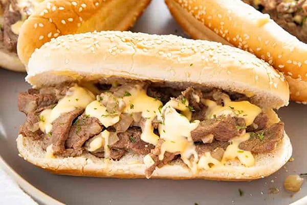INSTANT POT PHILLY CHEESESTEAK