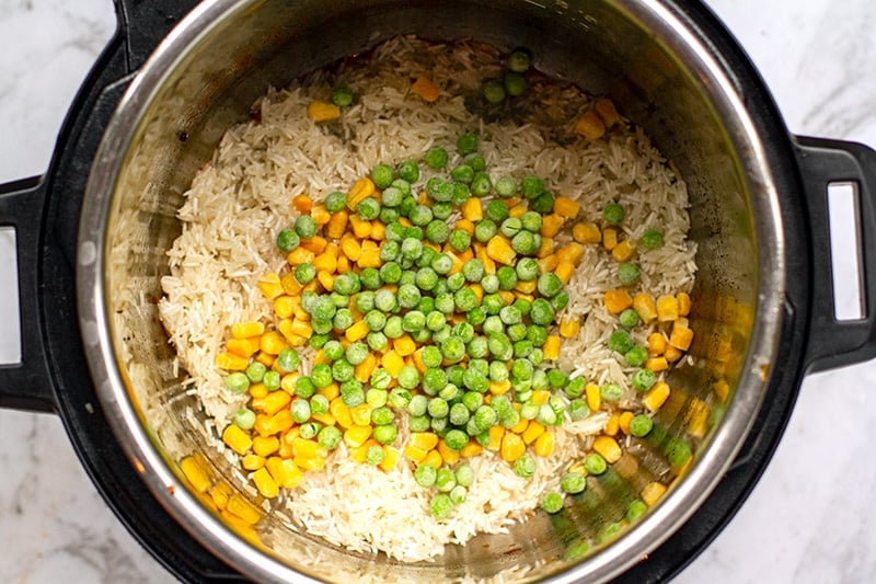 Instant Pot rice, peas and corn
