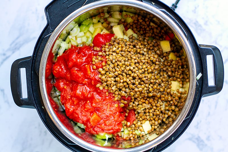 Lentils and vegetables in the Instant Pot 