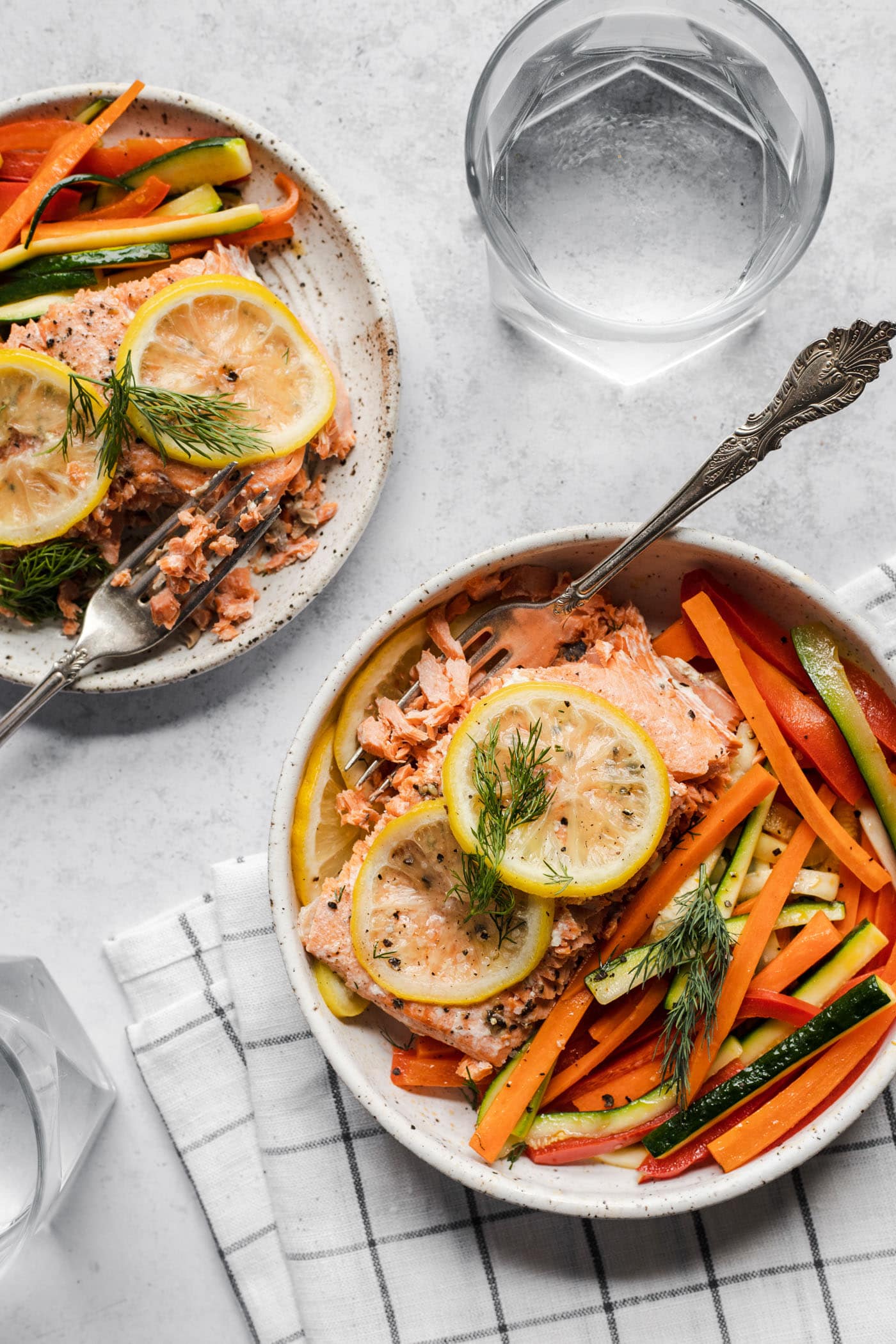 flaky Instant Pot Lemon Pepper Salmon