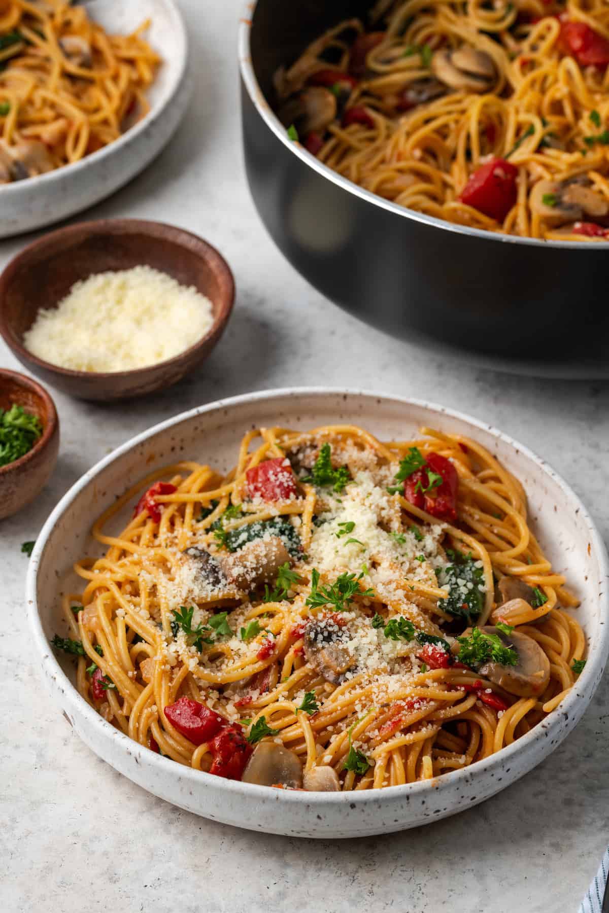 One-Pot Vegetarian Spaghetti