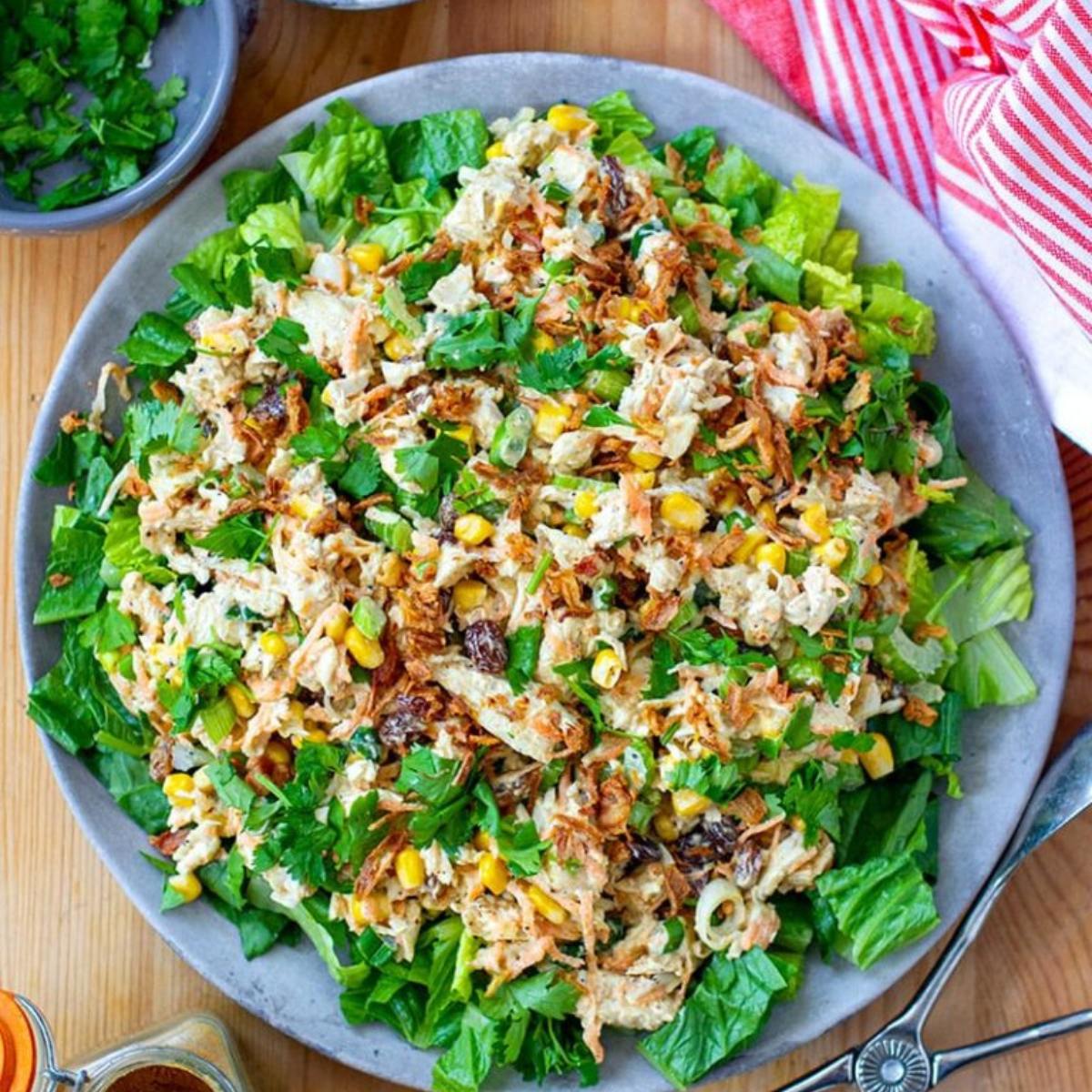 A flavorful Tasty Curry Chicken Salad with tender chicken, crisp veggies, and a creamy curry dressing, offering a perfect balance of spices and creaminess.







