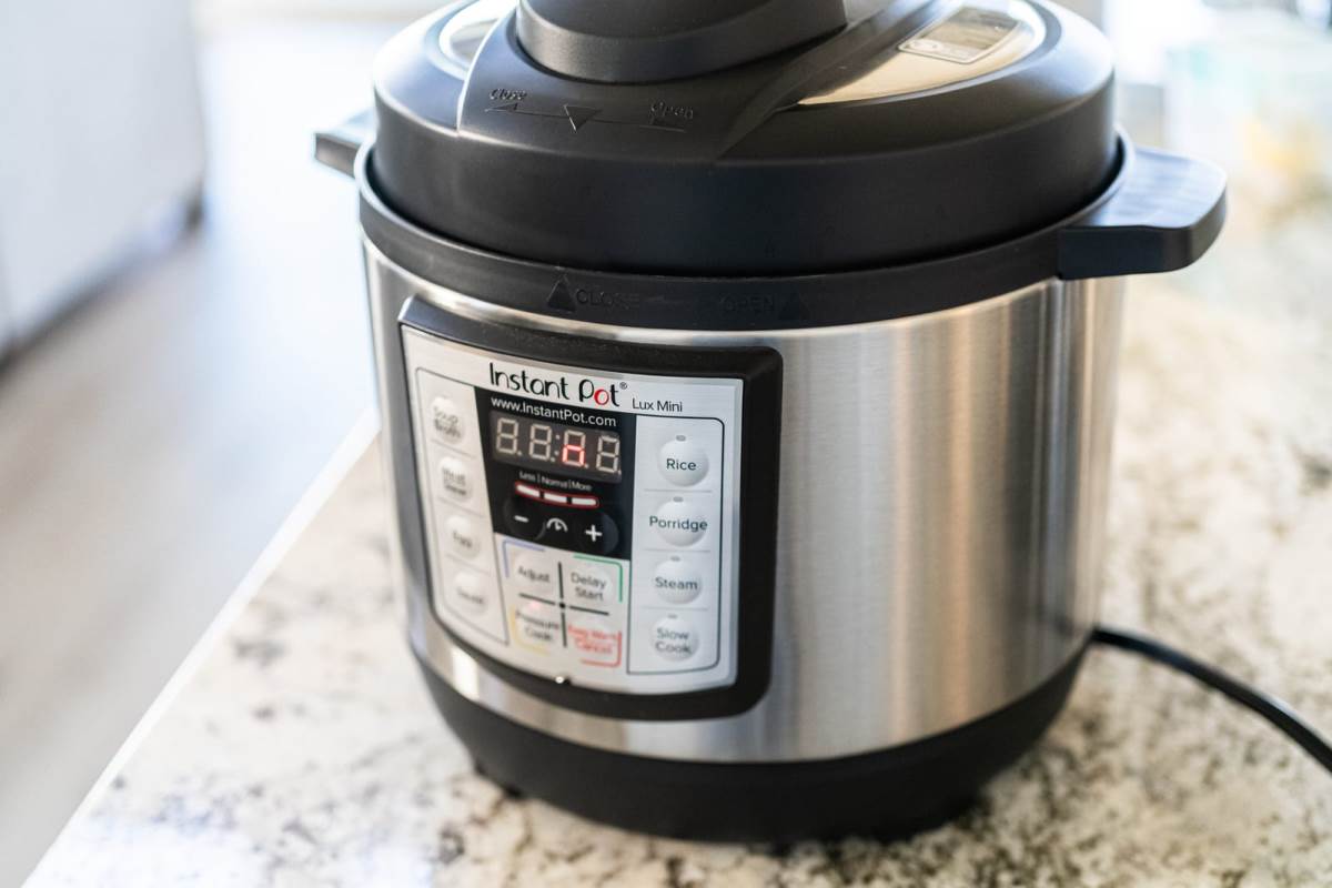 instant pot on top of kitchen counter
