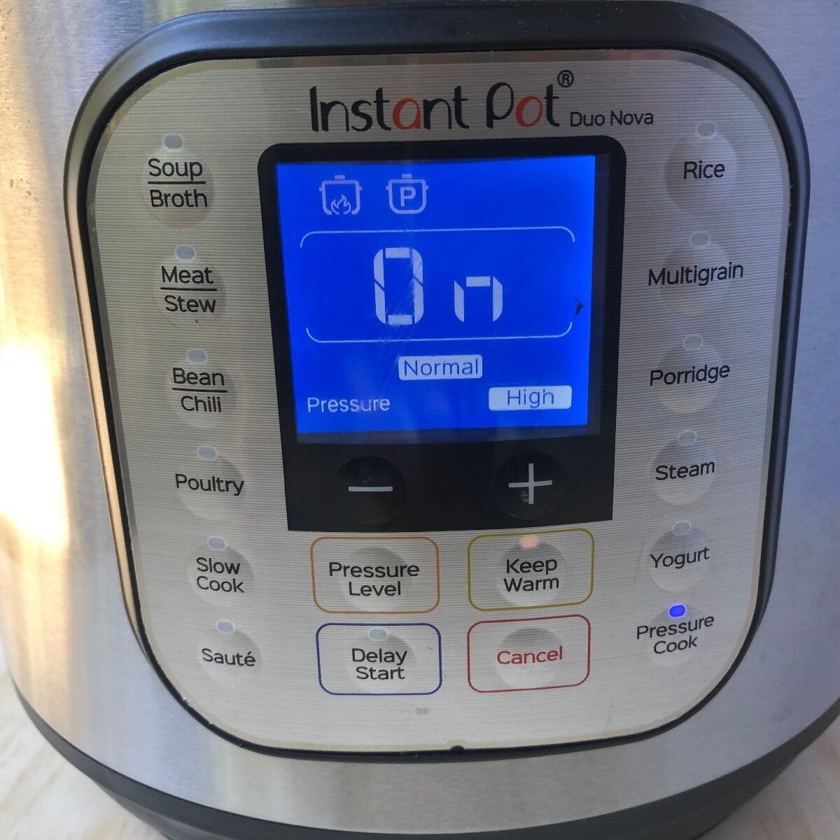 set instant pot to high pressure