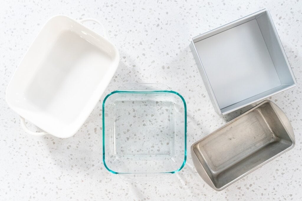 What Pan To Use In Air Fryer Oven: Know Your Cookware