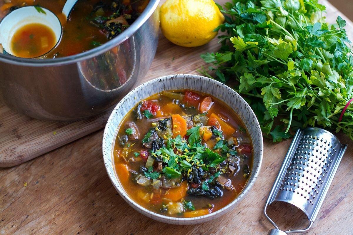 vegan farmhouse vegetable soup