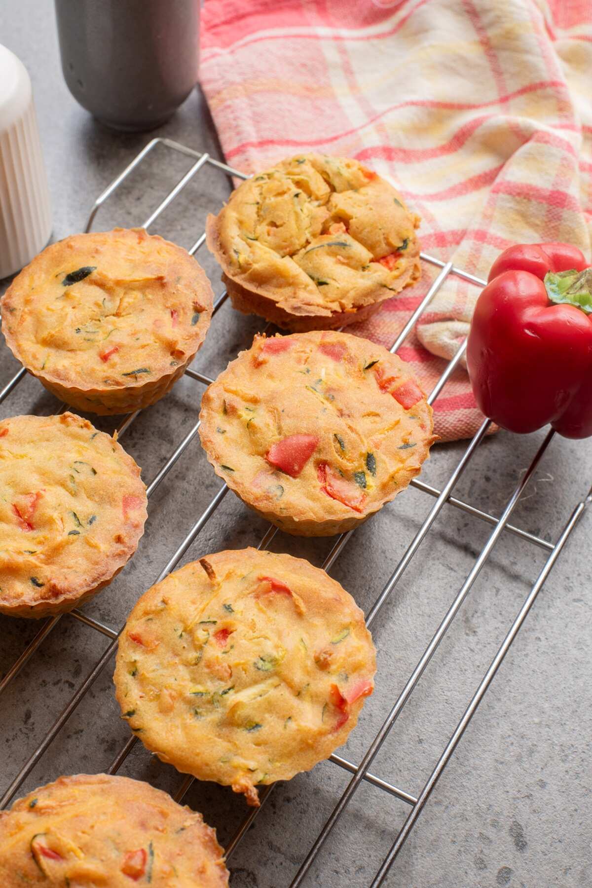 air fryer veggie muffins