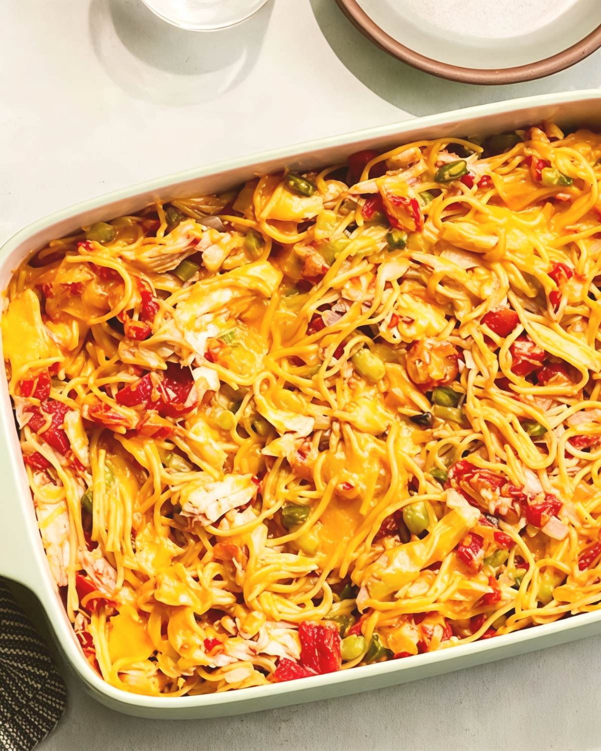 Chicken Spaghetti Casserole โ Southern Family Dinner Favorite